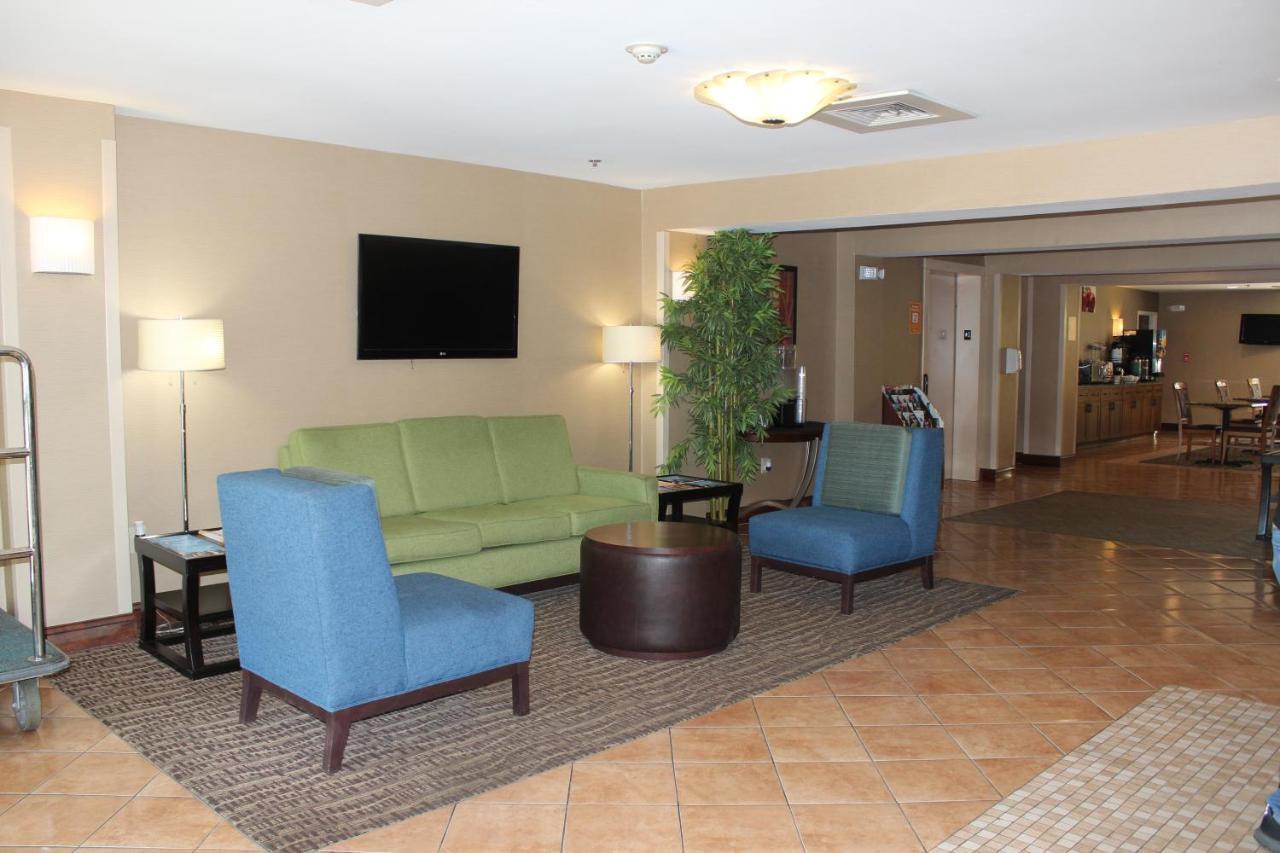 Quality Inn Raleigh Downtown Exterior photo